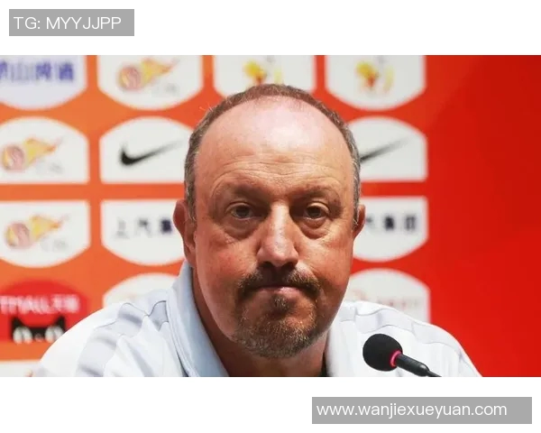 贝尼特斯与弗格森历史交锋数据分析及战绩回顾