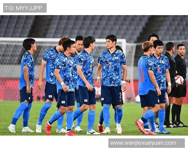 东京绿茵迎战爱媛FCC全力争胜展现足球魅力与激情