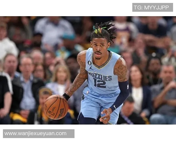 莫兰特解禁复出首战狂砍38分灰熊球迷齐声高呼MVP荣耀 莫兰特解禁复出首战狂砍38分灰熊球迷齐声高呼MVP荣耀