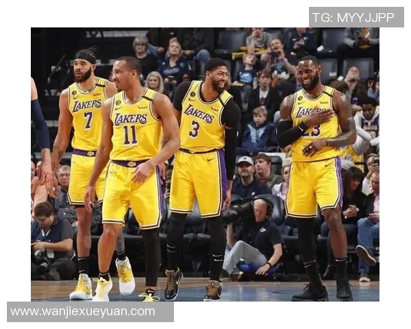 奇才与灰熊激战正酣球迷期待精彩对决与逆转时刻 奇才与灰熊激战正酣球迷期待精彩对决与逆转时刻