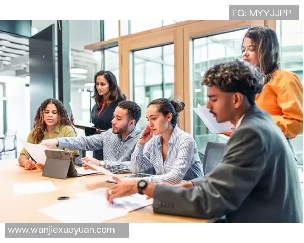 李晓旭的成长之路:从青涩少年到职场精英的奋斗历程与人生感悟 李晓旭的成长之路:从青涩少年到职场精英的奋斗历程与人生感悟