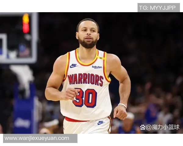 库里三分大赛决赛狂轰20球创历史纪录震撼全场 库里三分大赛决赛狂轰20球创历史纪录震撼全场