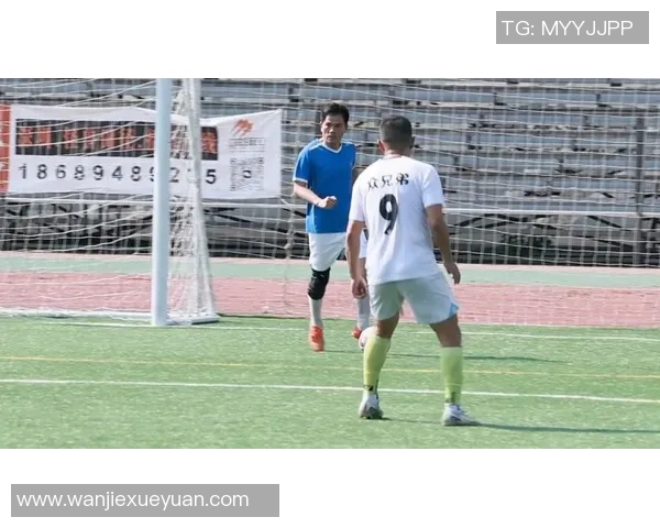 十二月四号精彩足球比赛直播全程回顾与精彩瞬间分享